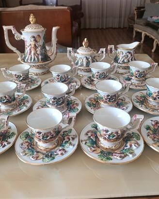 Servizio da caffè Capodimonte da 12 tazzine