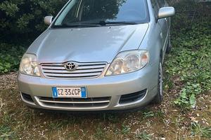 Toyota corolla 2006.
