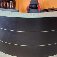Bancone reception curvo