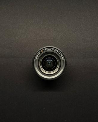 Obiettivo Fujifilm XF 18-55mm f/2.8-4 R LM OIS