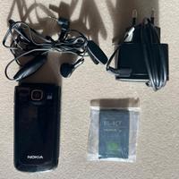 Cellulare a Conchiglia NOKIA 2720 Batteria Nuova