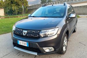 Dacia Sandero Stepway 1.0 TCe 100CV ECO-G 15th Ann