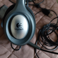 Cuffia/microfono + telecamera per PC