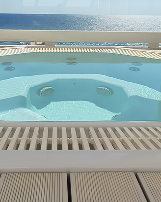 Mini Piscina Idromassaggio a Sfioro Blower