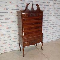 Cassettiera Alta stile Queen Anne