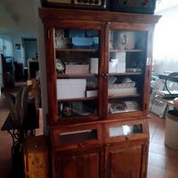 Arredi, mobilia e oggettistica da vetrina