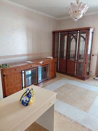 Soggiorno radica di noce