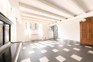 Appartamento di 87 m² con 2 locali a Milano
