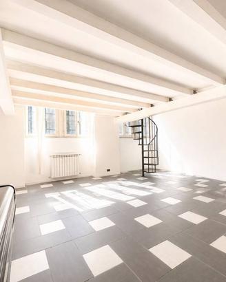 Appartamento di 87 m² con 2 locali a Milano