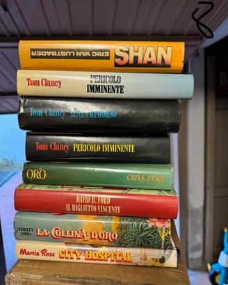 Libri vario genere e Diabolik