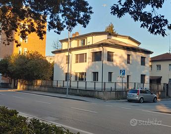 Centralissimo con giardino