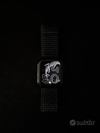 Apple Watch SE GPS 40 mm