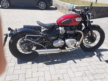Triumph Bonneville Bobber