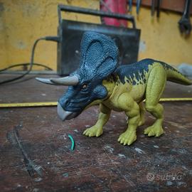 dinosauro Jurassic world 