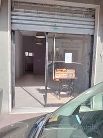 Locale commerciale Via Cornice