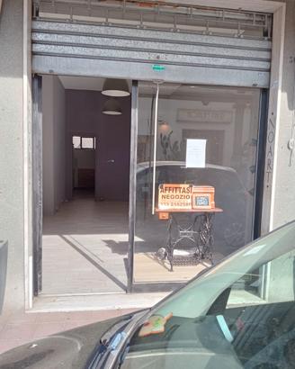 Locale commerciale Via Cornice