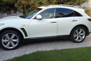 infiniti qx 70s