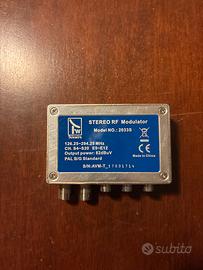 Stereo RF Modulator, Model No. 2033s