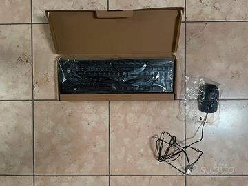 TASTIERA DELL INSIEME AL PROPRIO MOUSE DELL