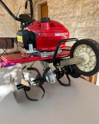 Motozappa Honda F220 PARI AL NUOVO - 10 ore lavoro