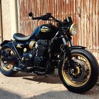 Triumph cafe bobber legend km 19000