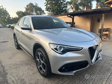 Alfa Romeo Stelvio 2.2 Turbodiesel 210 CV AT8 Q4 E