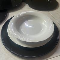 Sei sottopiatti neri in metallo