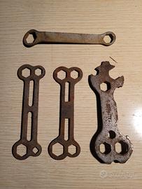 vecchie chiavi bici Taurus