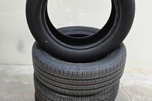  4x Pneumatici Bridgestone estive