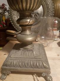 lampada da tavolo vintage in ottone 