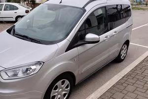 Ford Courier 