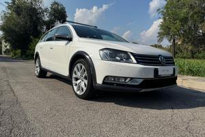 VOLKSWAGEN Passat 7ª serie - 12/2013