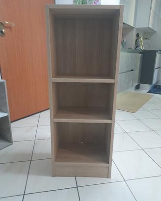 piccola libreria -scaffale