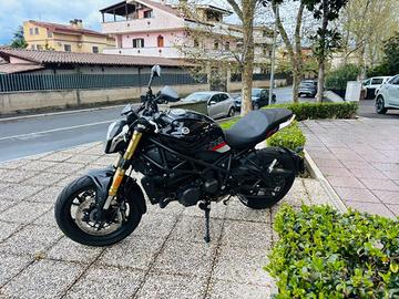 BENELLI 752 S TUTTO INCLUSO ANCHE PASSAGGIO MINI