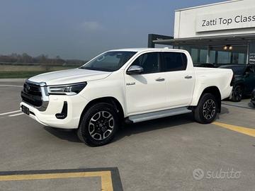 TOYOTA Hilux 2.4 d-4d double cab Executive auto