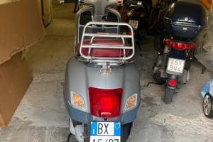 Vespa GT 200