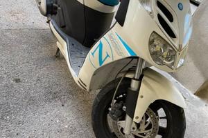 Aprilia sportcity 300