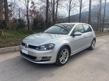 Volkswagen Golf 2.0 TDI 5p. 4MOTION Highline BlueM