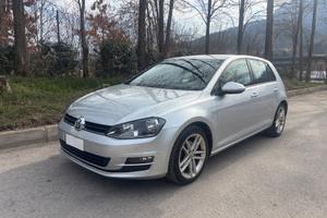 Volkswagen Golf 2.0 TDI 5p. 4MOTION Highline BlueM