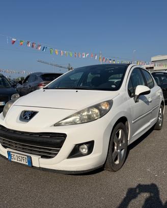 Peugeot 207 1.6 8V HDi 93CV 5p. XS