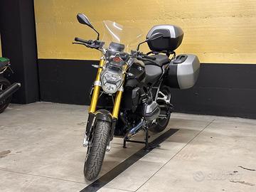 BMW R1200R AKRAPOVIC COME NUOVA