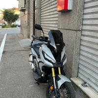 Xadv 750