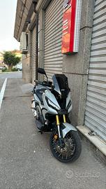 Xadv 750