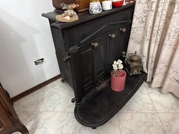 Caminetto in ghisa a legna 1980