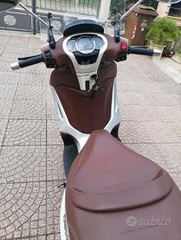 Piaggio Beverly 300 - 2012