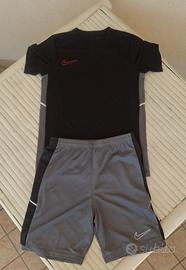 Completo Sportivo Nike originale