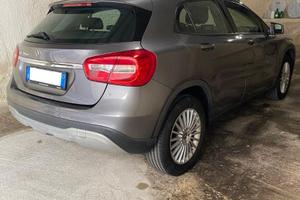 MERCEDES GLA 180 D AUTOMATIC 110 CV 80 KW
