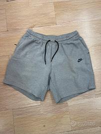 Pantaloncini Nike Tech - Grigio - taglia XL