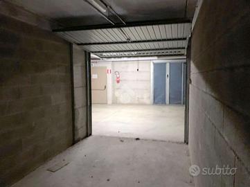 AUTORIMESSA A LUMEZZANE