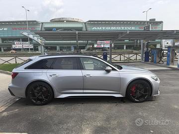 AUDI RS6 PERFORMANCE  FULL OPTIONAL